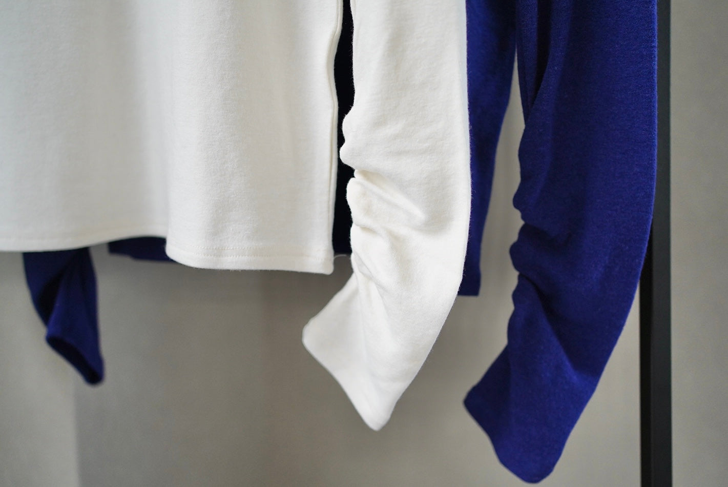 gather sleeve tops(angora)